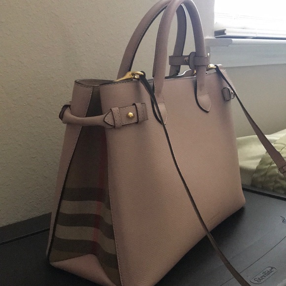 Burberry House Check Derby Medium Banner Tote - Picture 8 of 8